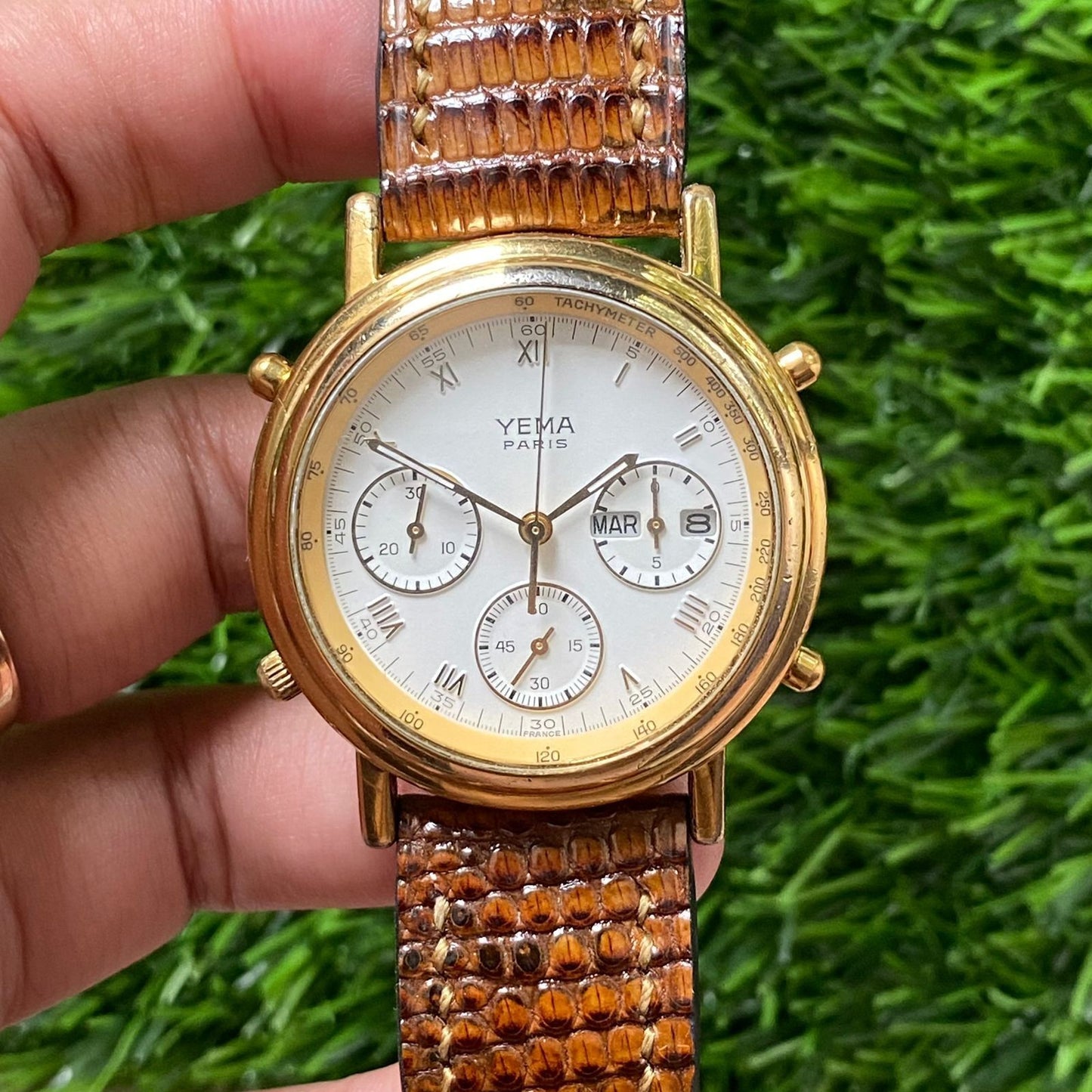 Rare Yema Paris Chronograph Quartz 7A38 Roman Index White Dial Vintage Men Watch