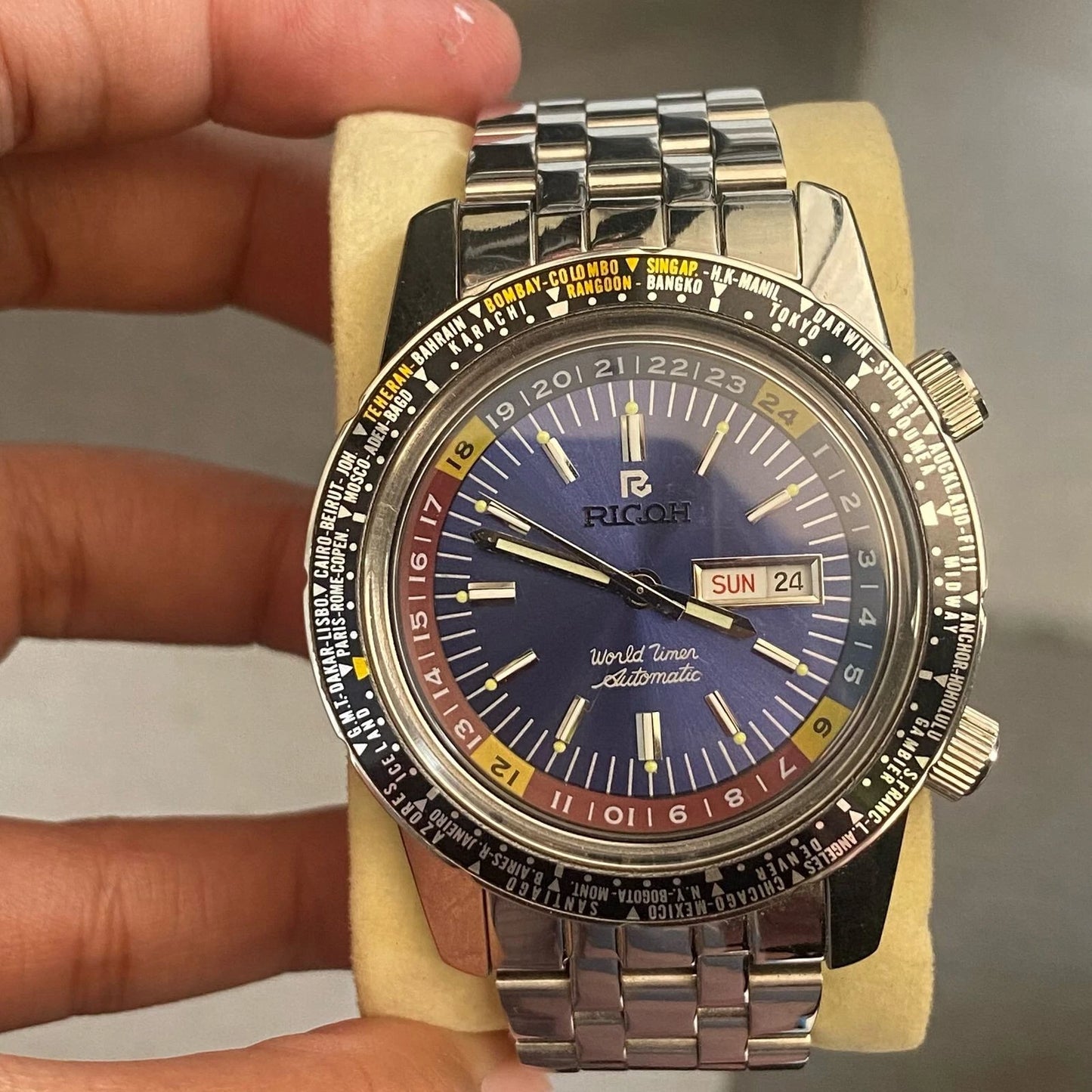 Rare Ricoh World Timer Blue Dial Automatic 61215A Day Date Vintage Men Watch