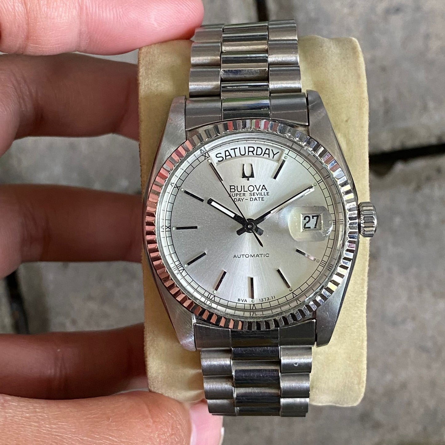 Rare Bulova President Super Seville Day Date Automatic Silver Vintage Watch Men