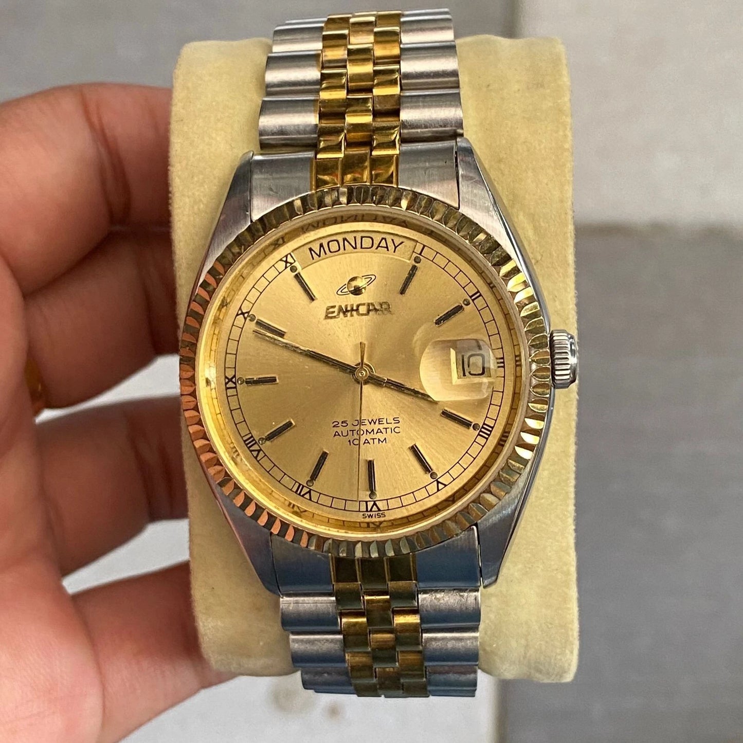 Rare Enicar President Automatic 25 jewes Gold Dial Two Tone Baton Vintage Watch
