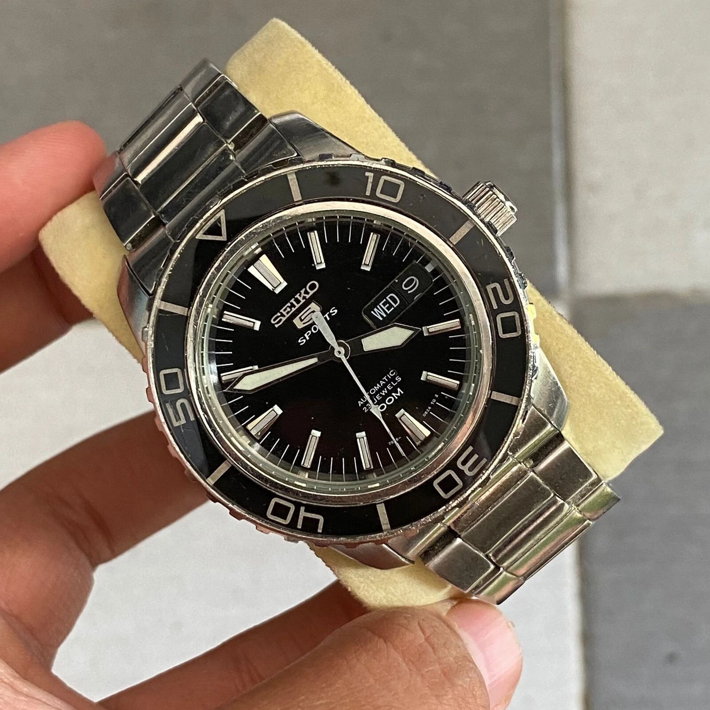RARE Seiko 5 Sports SNZH55K1 Automatic Fifty Fanthoms Black Dial Bezel Watch