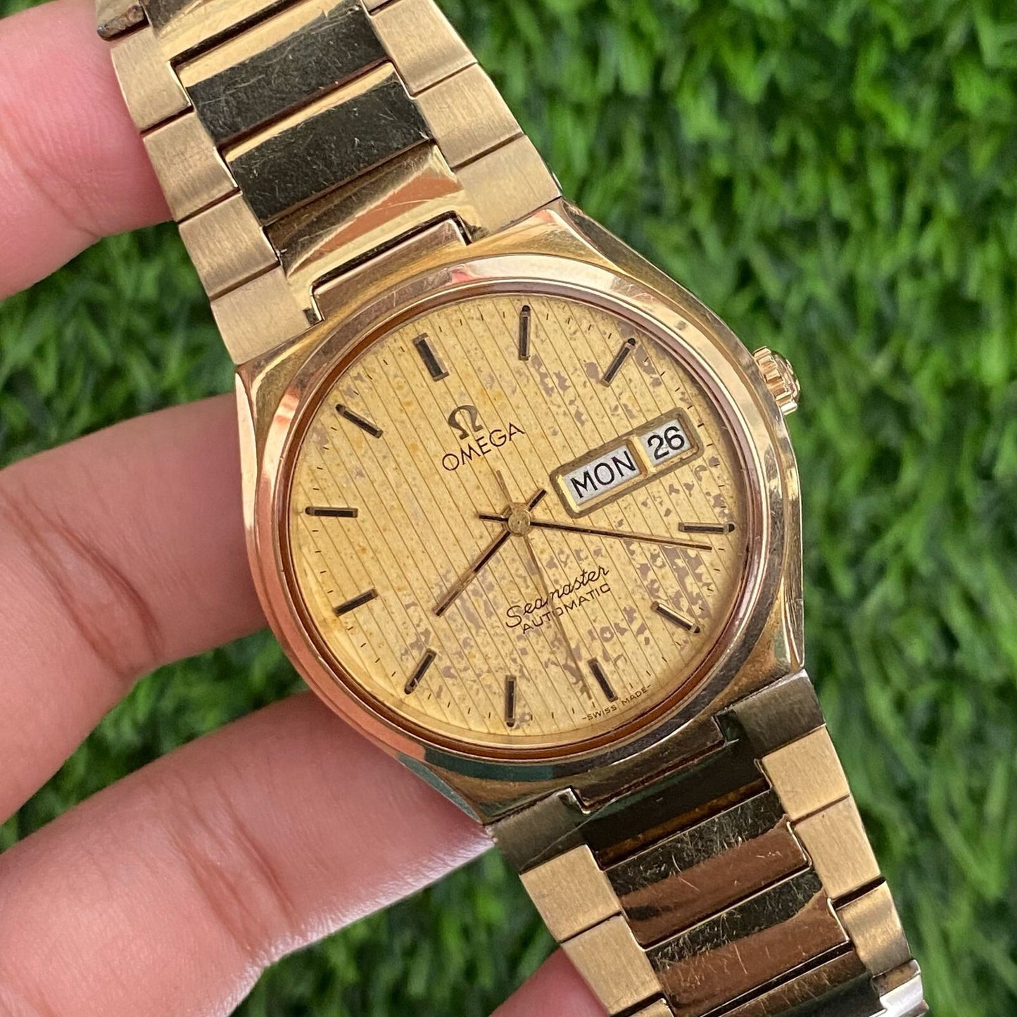 Rare Omega Seamaster 166.0268 Automatic 1020 Gold Dial Day Date Vintage Swiss