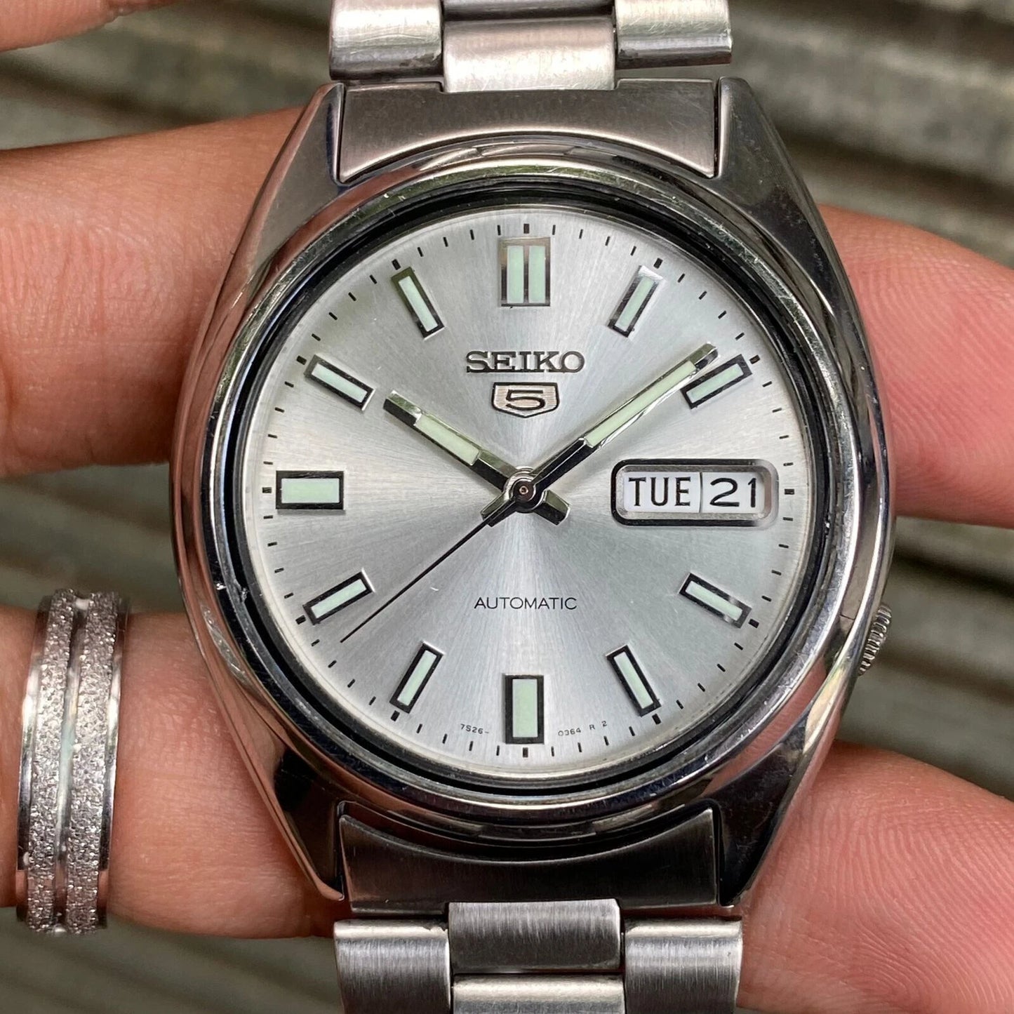 RARE Seiko 5 SNXS73 Day Date Silver Dial Automatic 7s26-0480 Vintage Men Watch