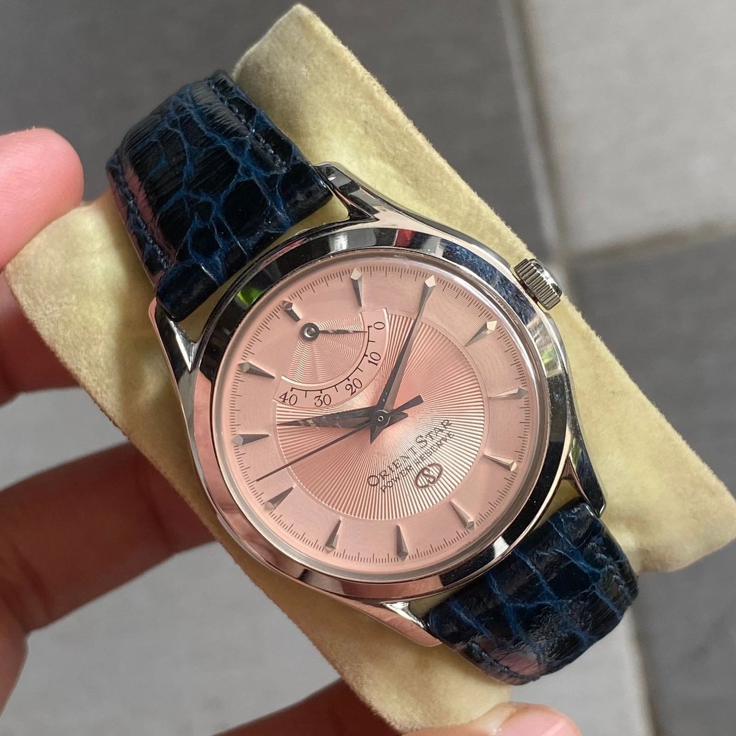 Rare Orient Star Power Reserve Indicator Automatic EW00-C1 Salmon Dial Mid Size