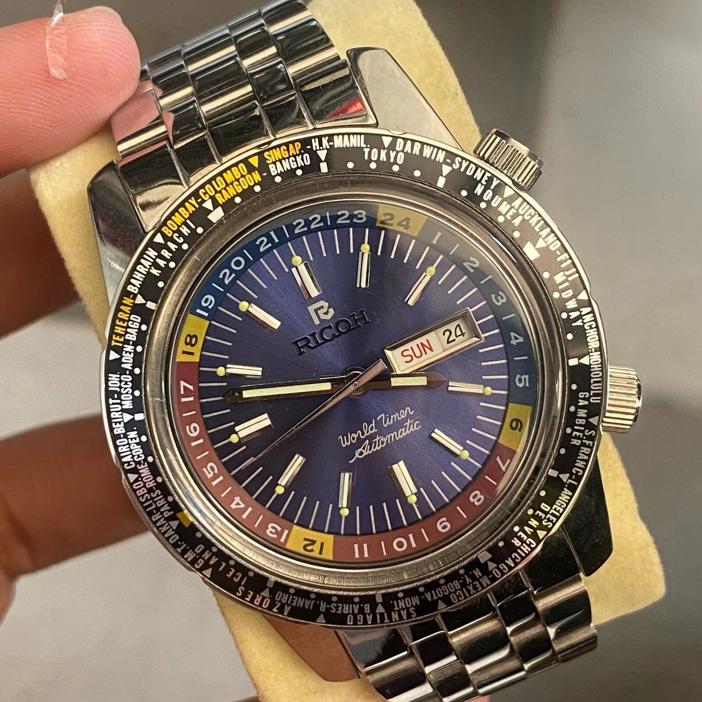 Rare Ricoh World Timer Blue Dial Automatic 61215A Day Date Vintage Men Watch