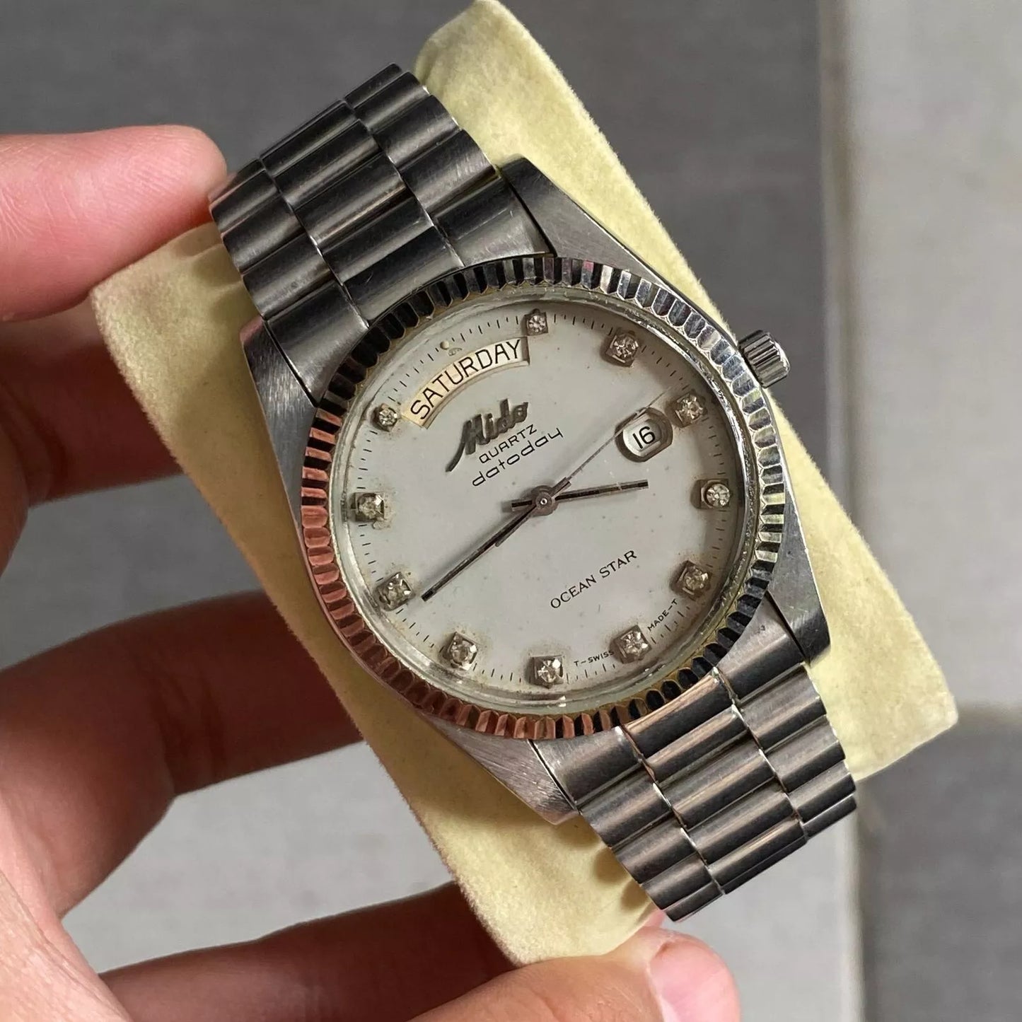Rare Mido President Quartz  Datoday Ocean Star Index Diamond Vintage Watch Men