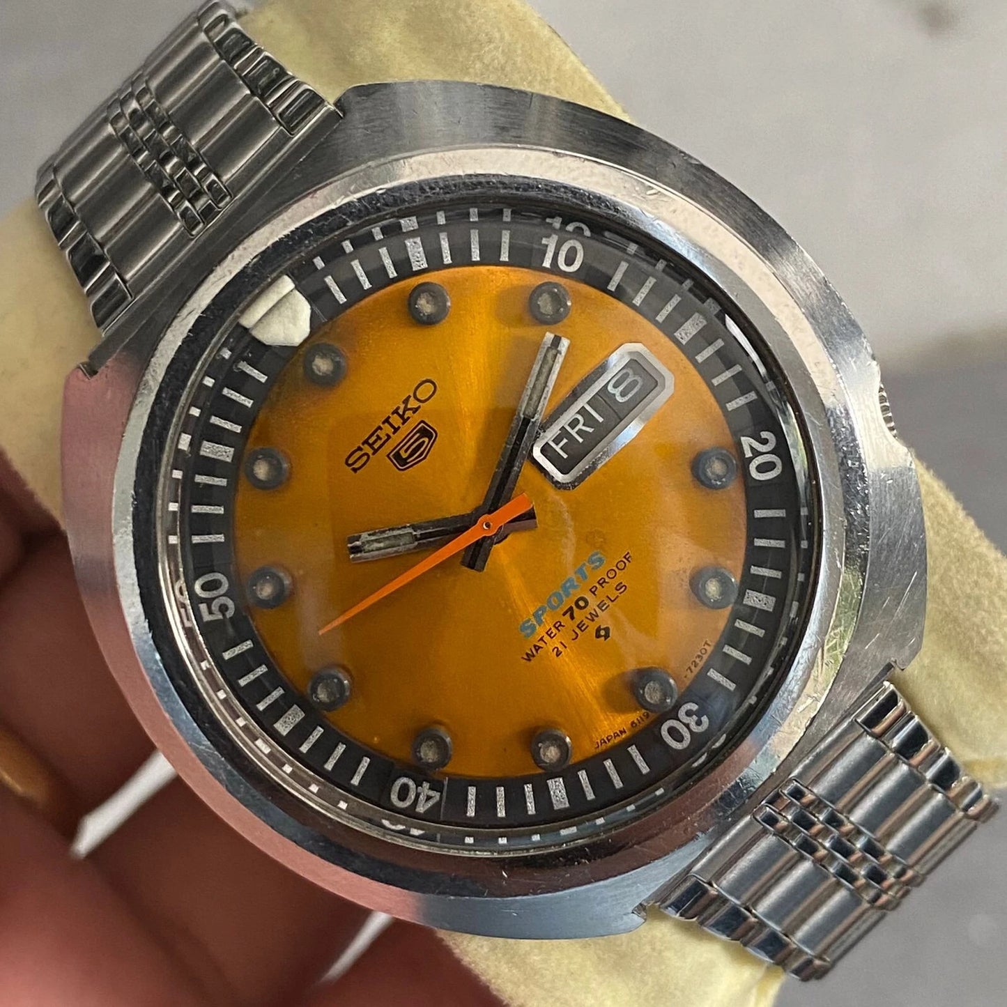 RARE Seiko 5 Sports SBSS009 Automatic 7S36-0060 Orange Dial Sushi Roll Vintage