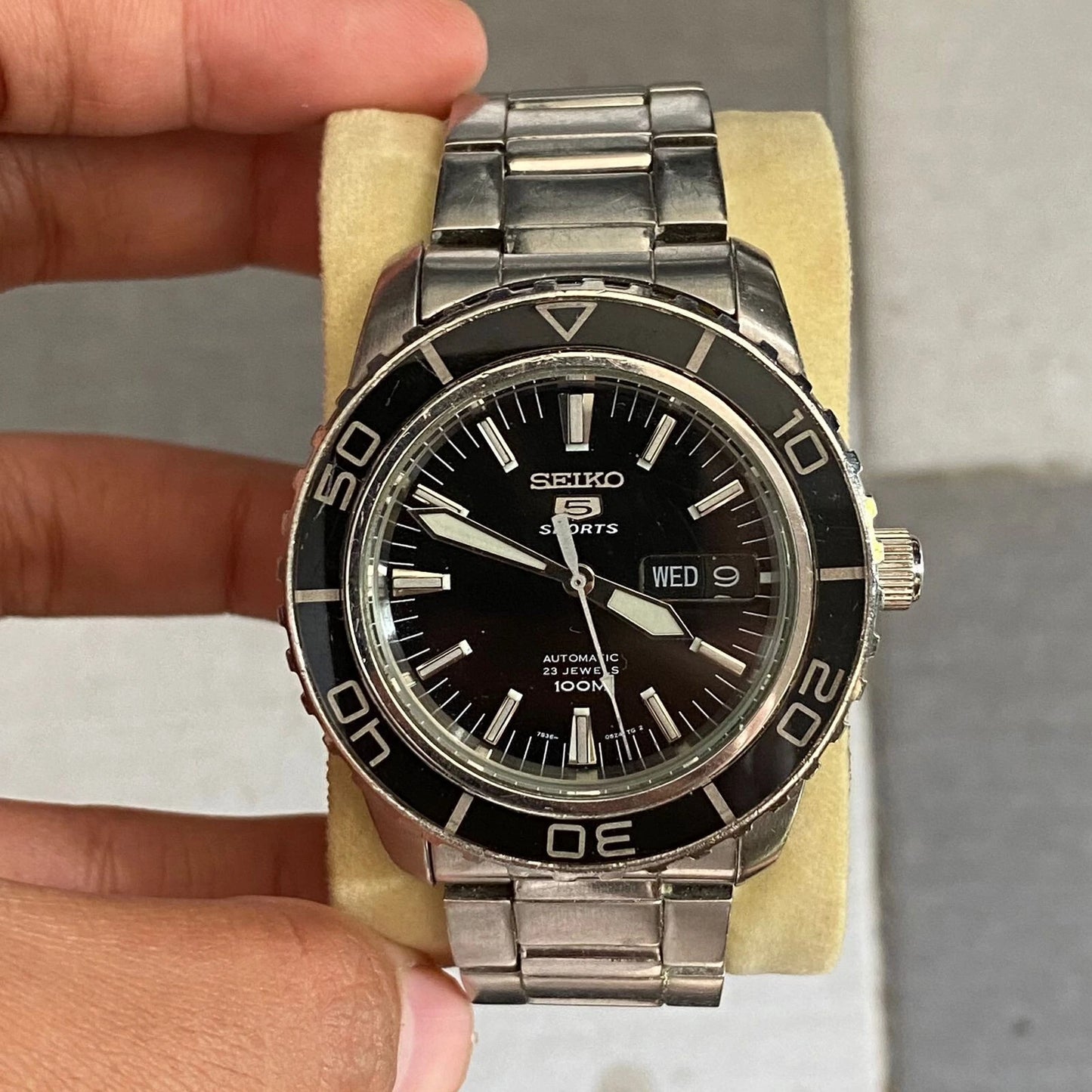 RARE Seiko 5 Sports SNZH55K1 Automatic Fifty Fanthoms Black Dial Bezel Watch