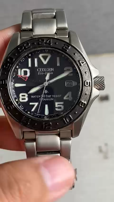 Rare Cyma Diver Master Quartz 200 meter Blue Dial Steel Swiss Watch Men Vintage