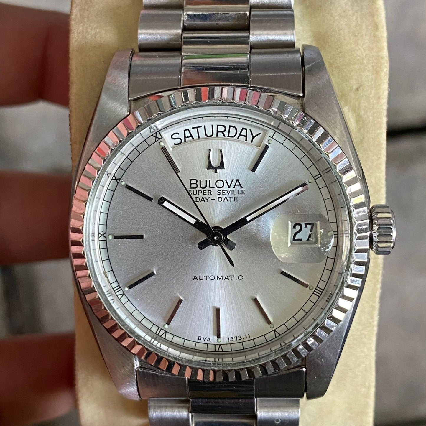 Rare Bulova President Super Seville Day Date Automatic Silver Vintage Watch Men