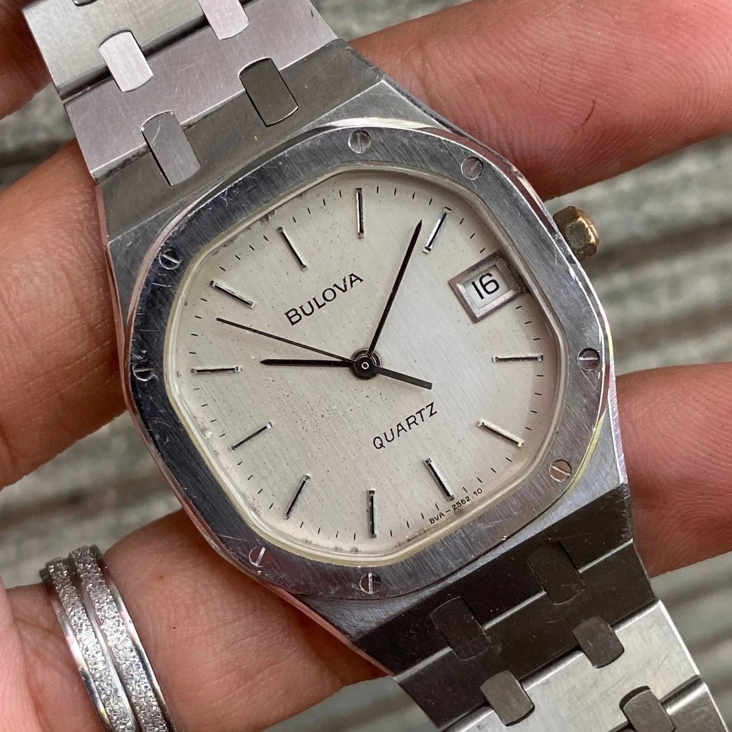 Rare Bulova Oak Style Hexagon Silver Quartz All Original Swiss