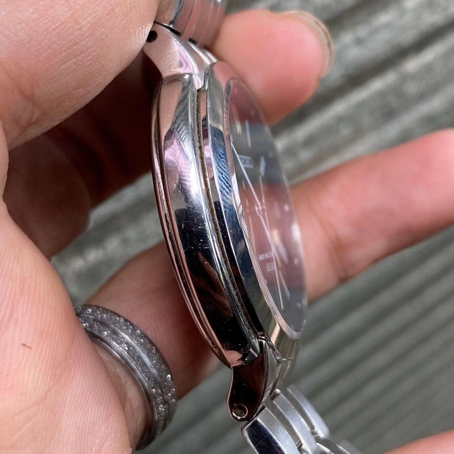 RARE Seiko Date Radio wave control Silver Round Solar Mens Watch Authentic