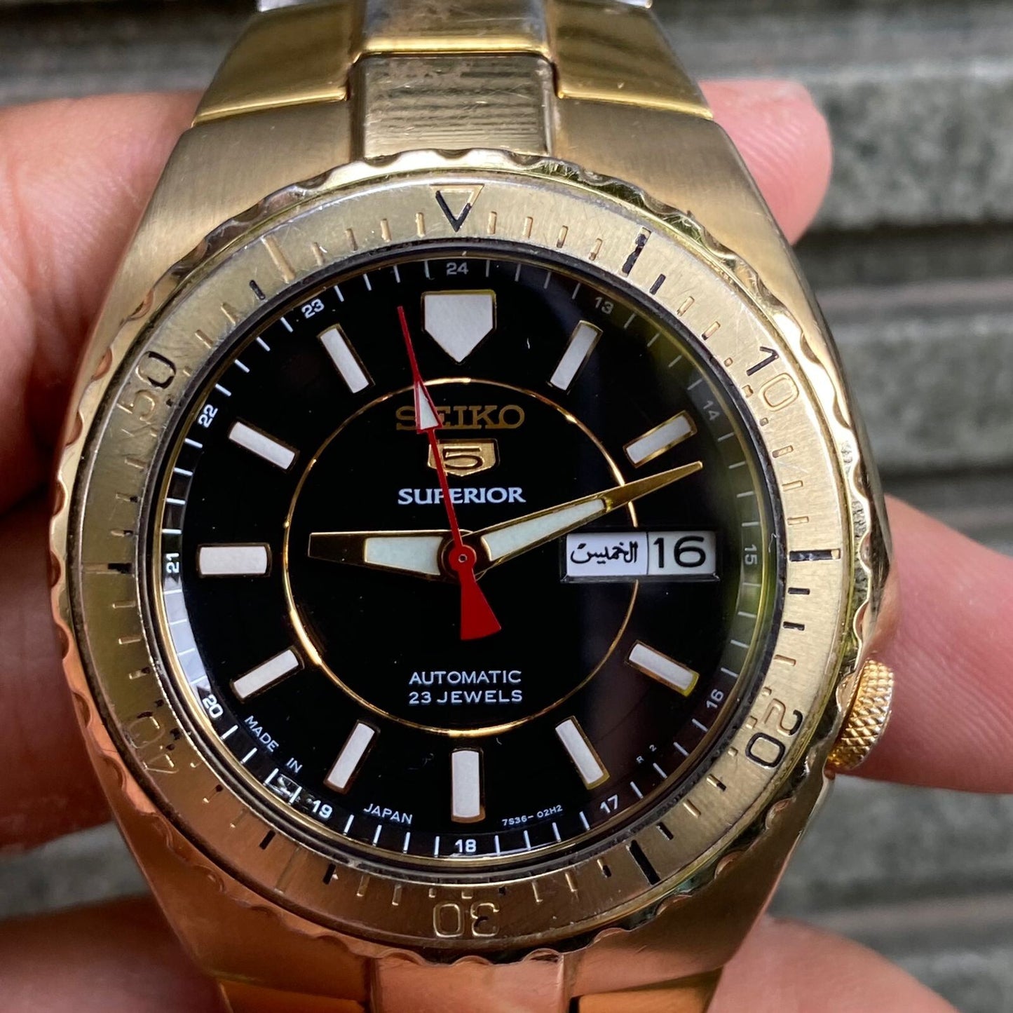 RARE Seiko 5 Superior Black Dial Automatic 7S36-01F0 Gold Vintage Men Watch