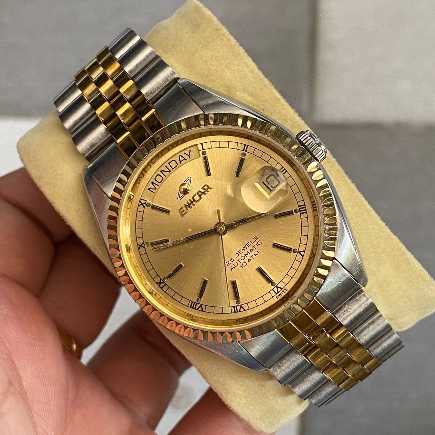 Rare Enicar President Automatic 25 jewes Gold Dial Two Tone Baton Vintage Watch