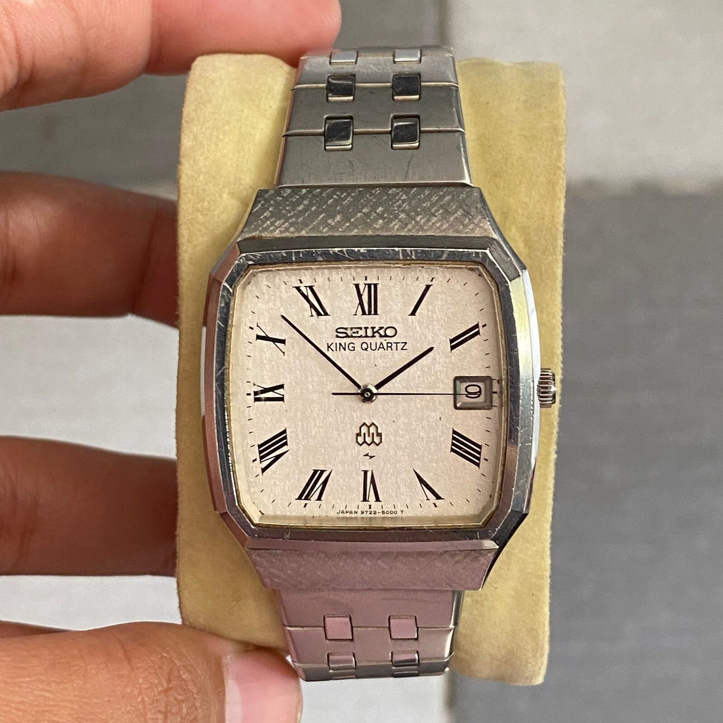 RARE Seiko King Quartz 9722-5000 Silver Snowflake Dial Date Vintage Men Watch