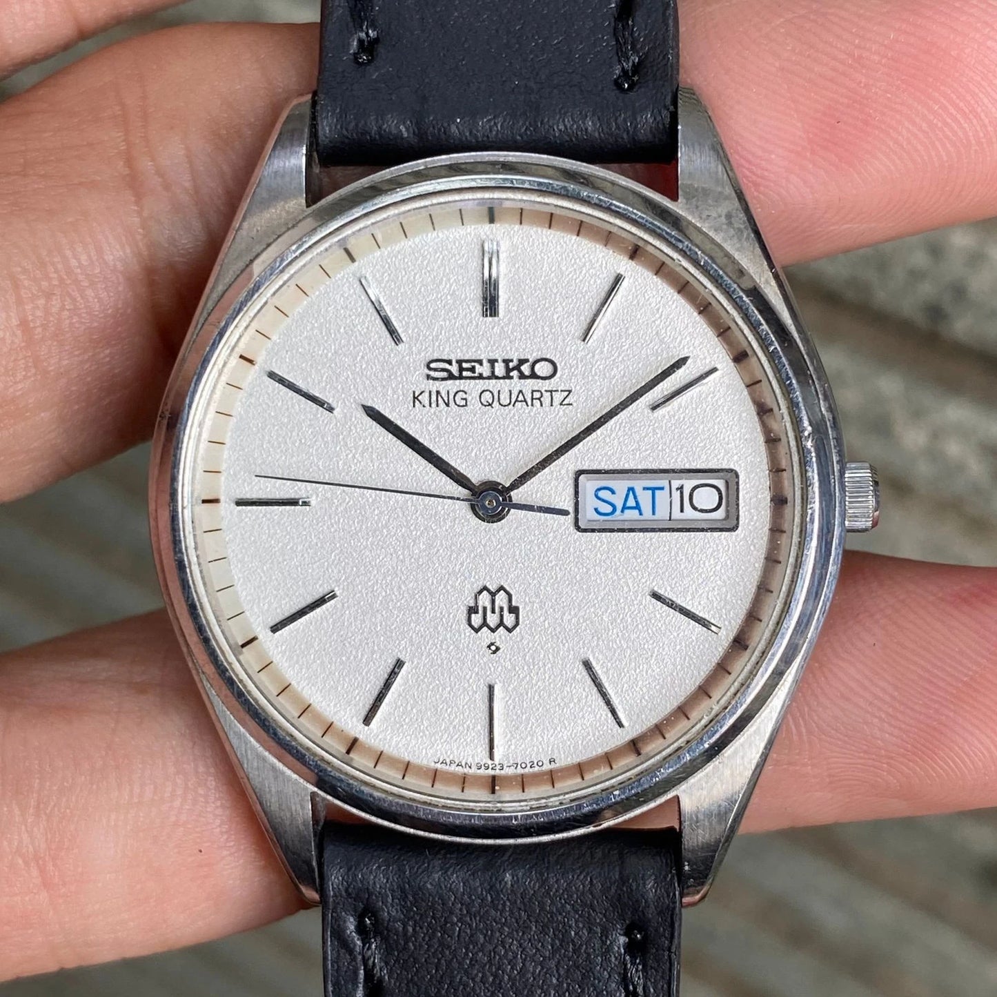 RARE Seiko King Twin Quartz 9923-7020 Day Date White Dial Vintage Men Watch