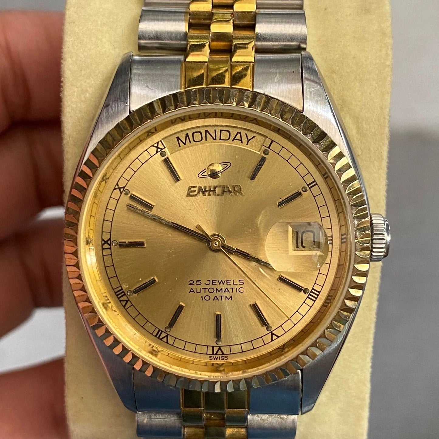 Rare Enicar President Automatic 25 jewes Gold Dial Two Tone Baton Vintage Watch