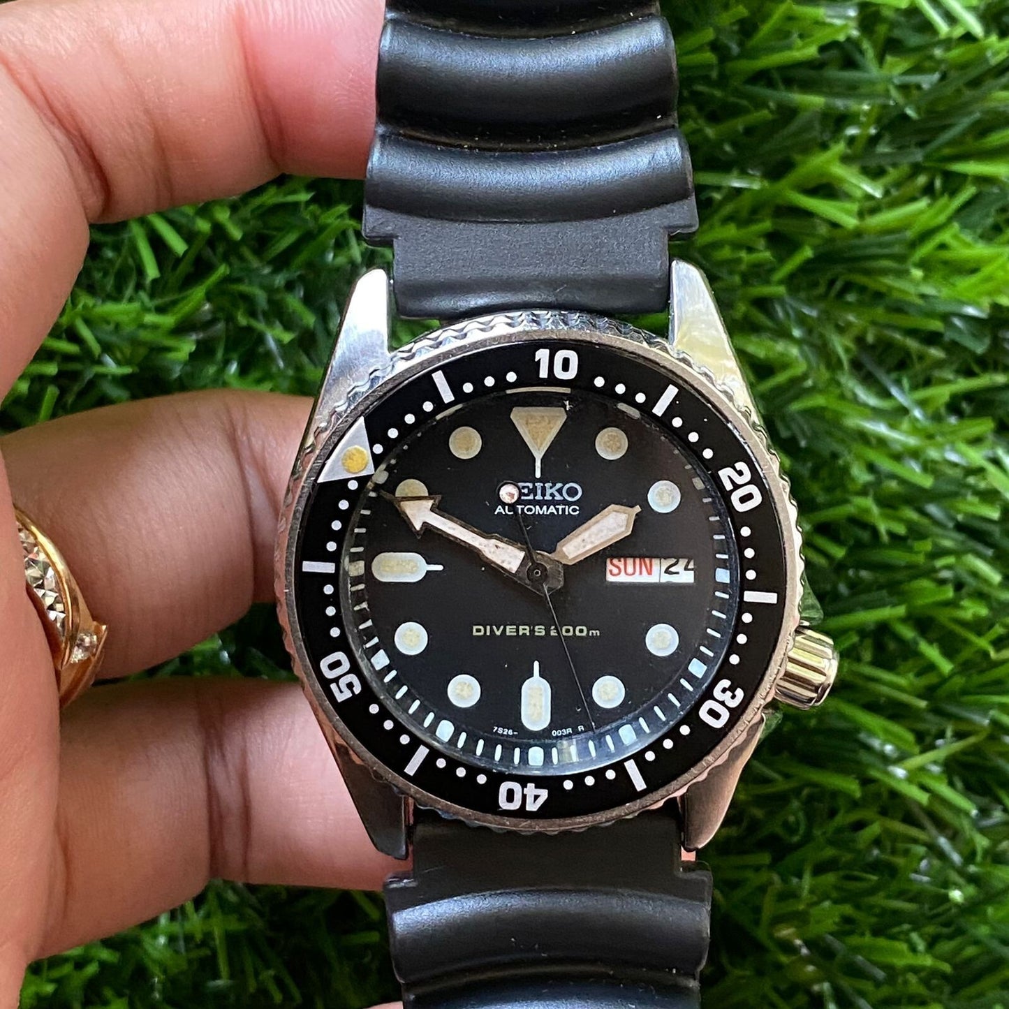 Rare Seiko SKX013 Diver Automatic Midsize Day Date Black Dial Sport Watch Men