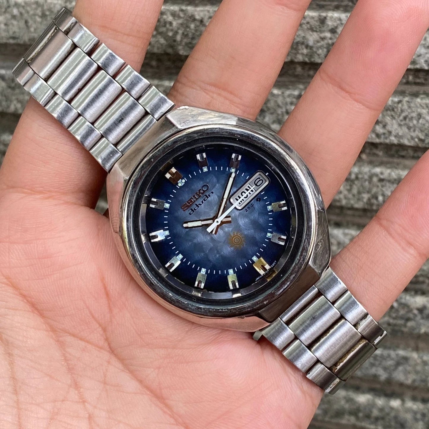Rare Seiko Advan Automatic 6106-7670 25J Day Date Blue Dial Watch Men Vintage