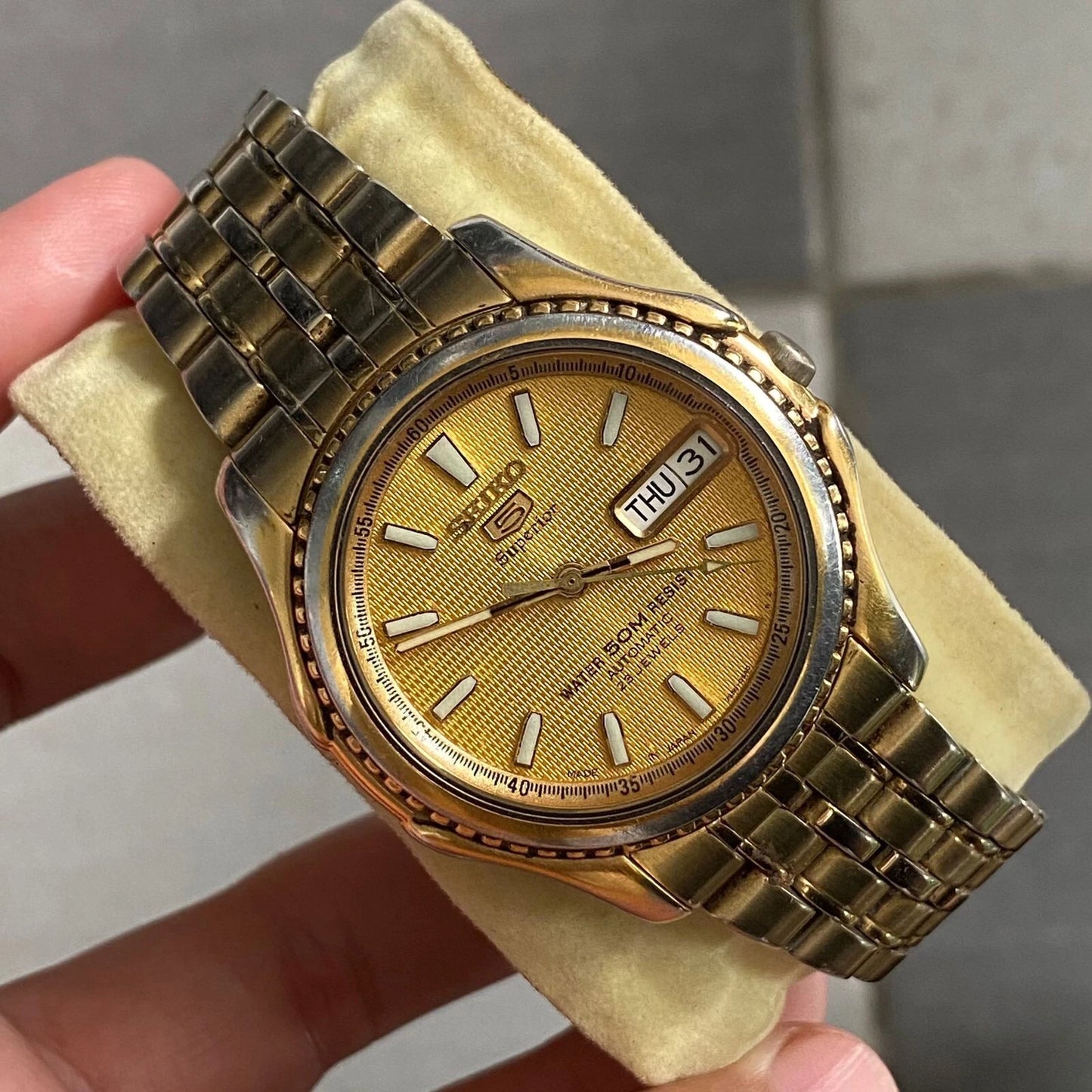 Rare Seiko 5 Superior Automatic Gold Pattern Dial 7S26 Day Date Vintage Watch