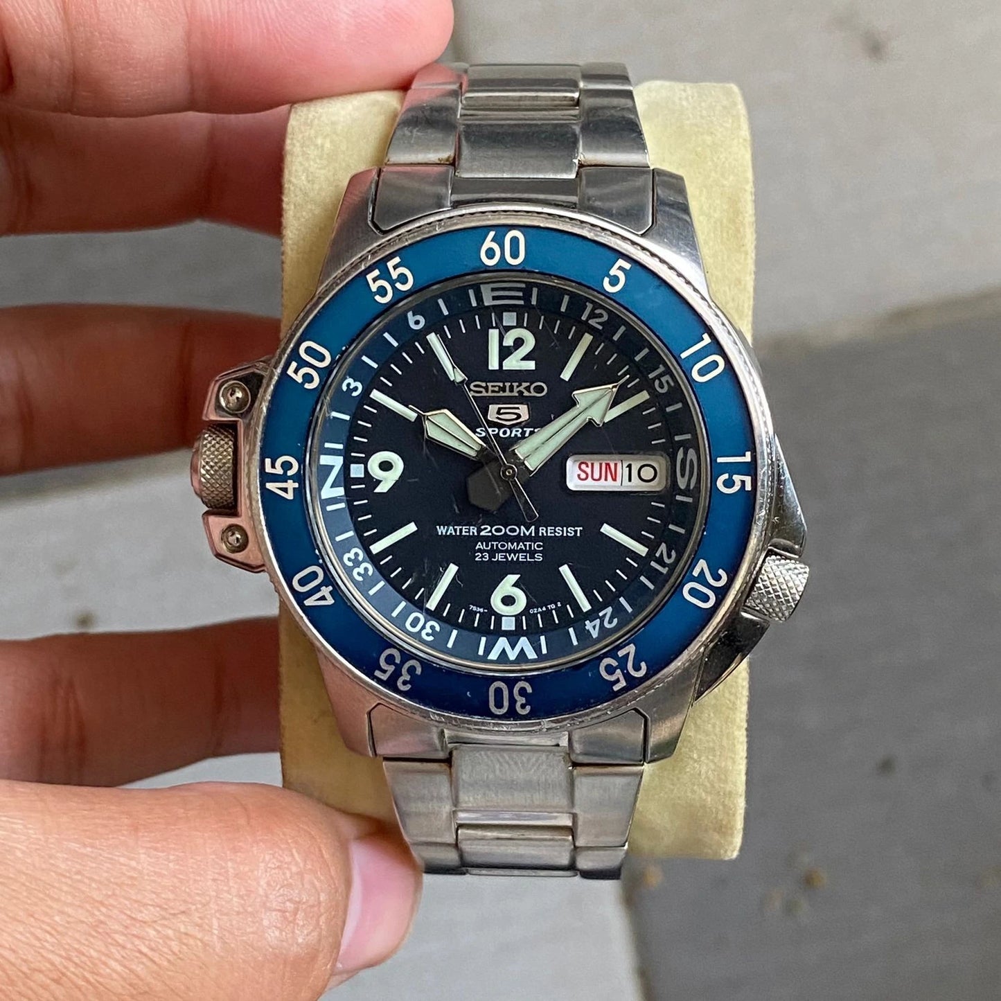 RARE Seiko 5 Sports Atlas Blue Dial Automatic SKZ209 Map Meter Diver Watch Men
