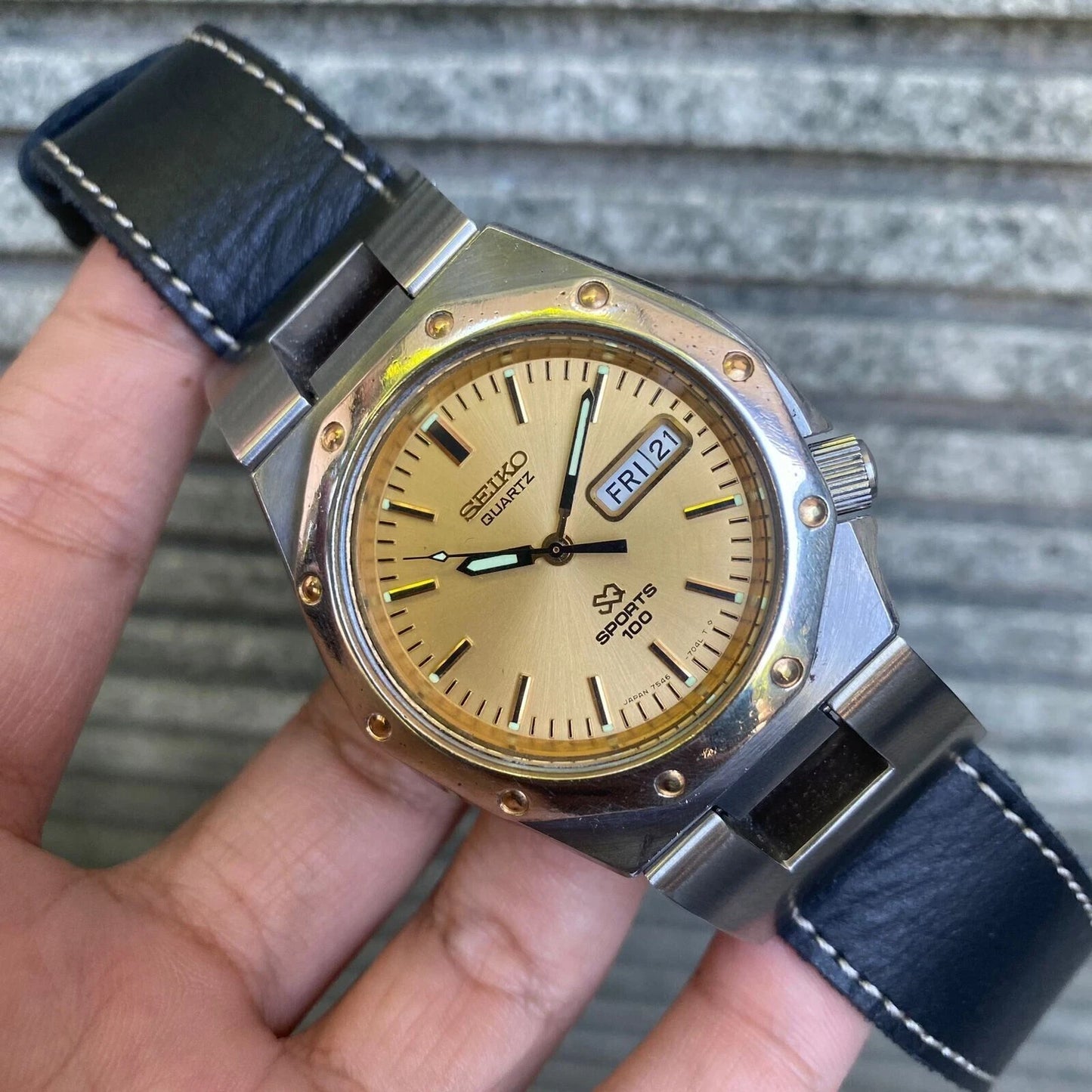 RARE Seiko Oak SQ Sports 100 Day Date VIntage Watch Quartz Gold Dial