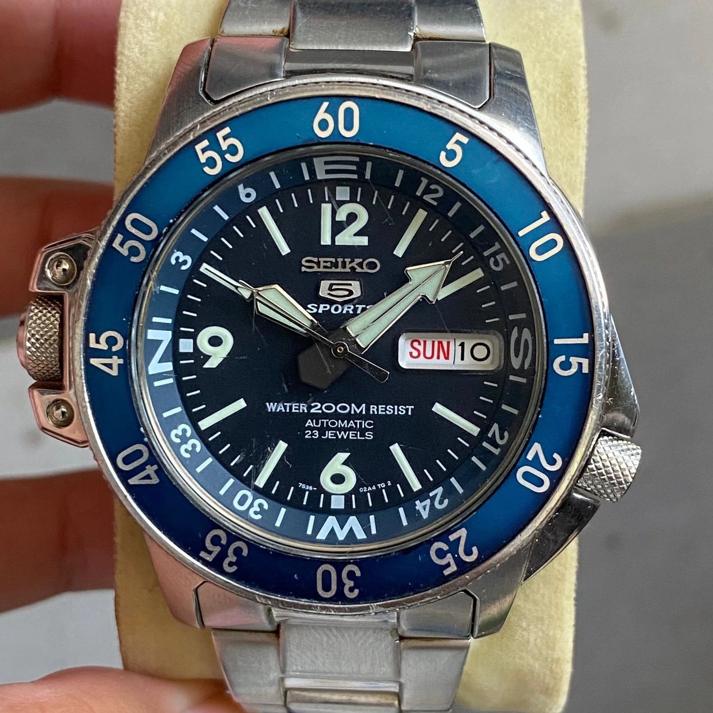 RARE Seiko 5 Sports Atlas Blue Dial Automatic SKZ209 Map Meter Diver Watch Men