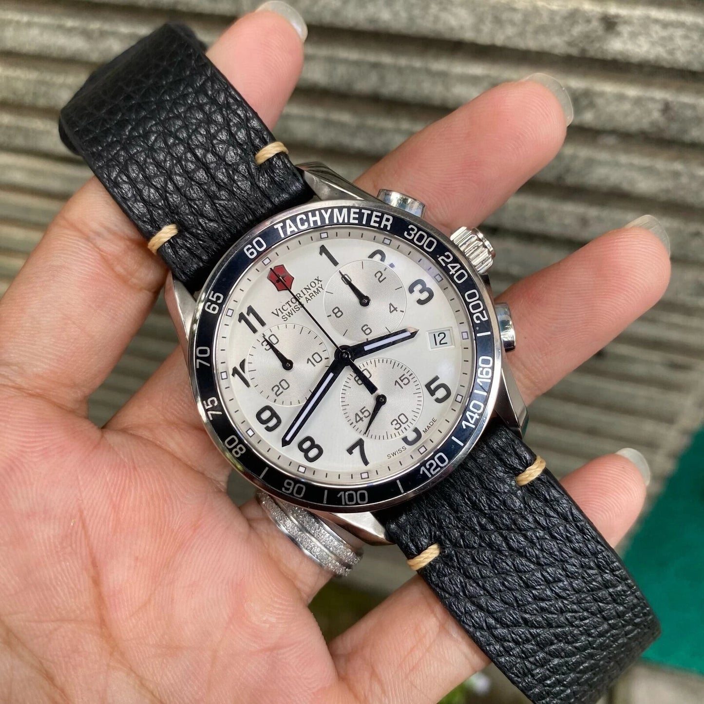 Rare Victorinox Swiss Army Chrono 241496 Chronograph Black Strap Men's Watch
