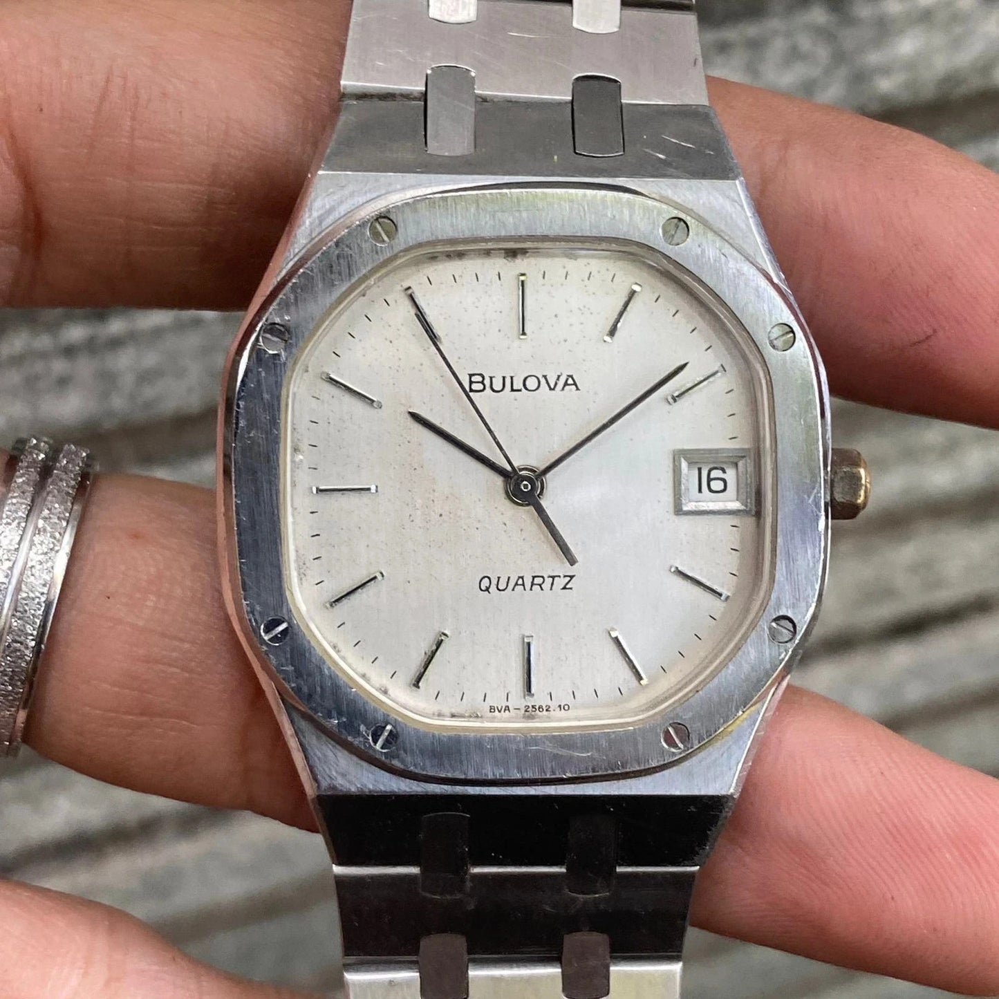 Rare Bulova Oak Style Hexagon Silver Quartz All Original Swiss