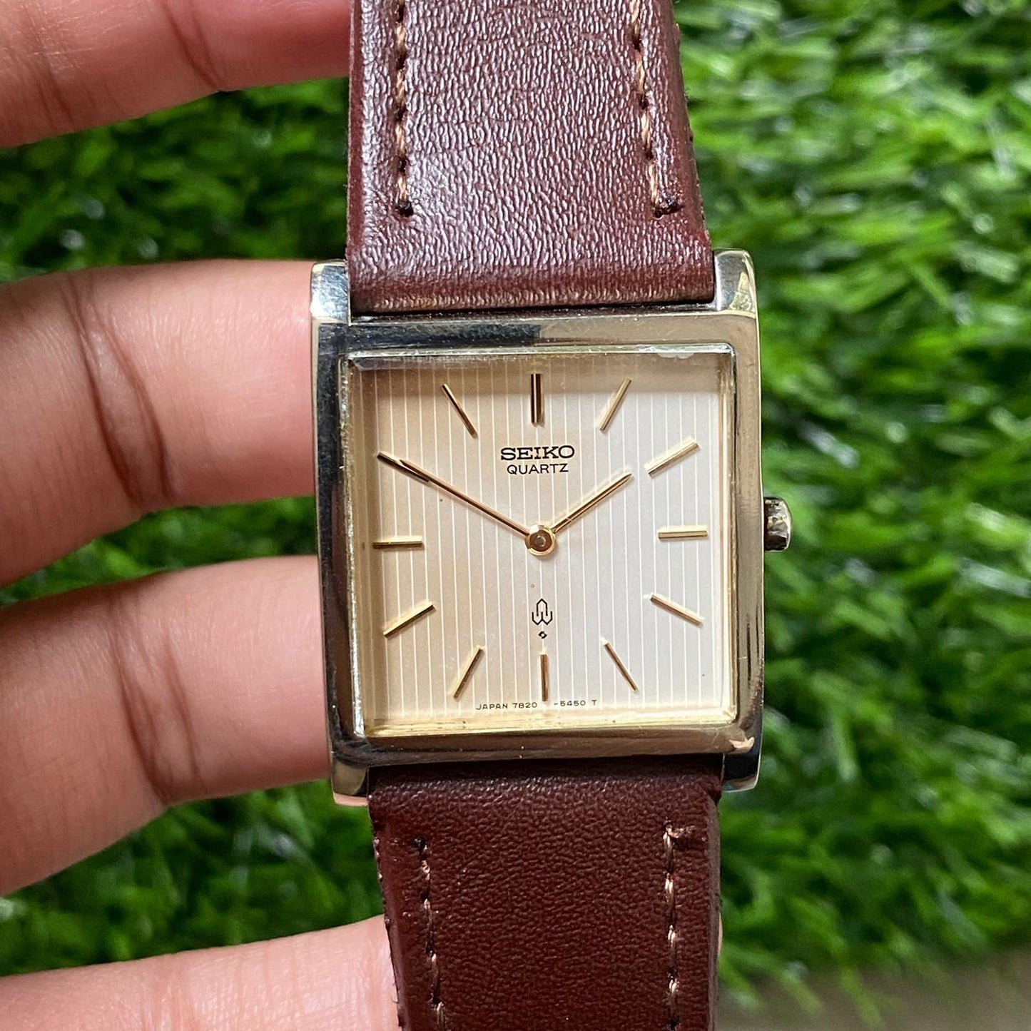 Rare Seiko Quartz Tank Baton Index Aging Dial Patina Dress Watch Vintage Classic