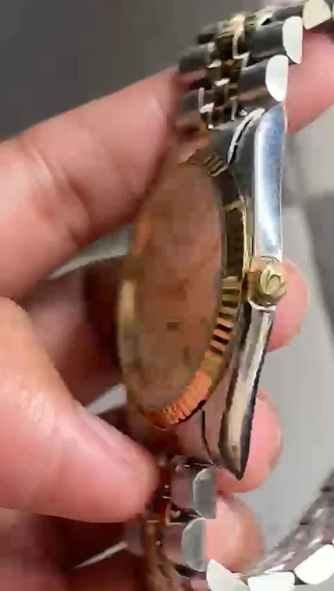 Rare Bulova Super Seville Calender Quartz Two Tone Gold Dial Vintage Watch Men