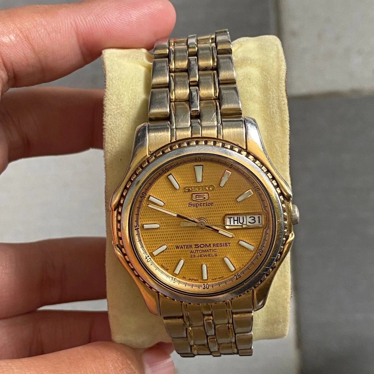 Rare Seiko 5 Superior Automatic Gold Pattern Dial 7S26 Day Date Vintage Watch