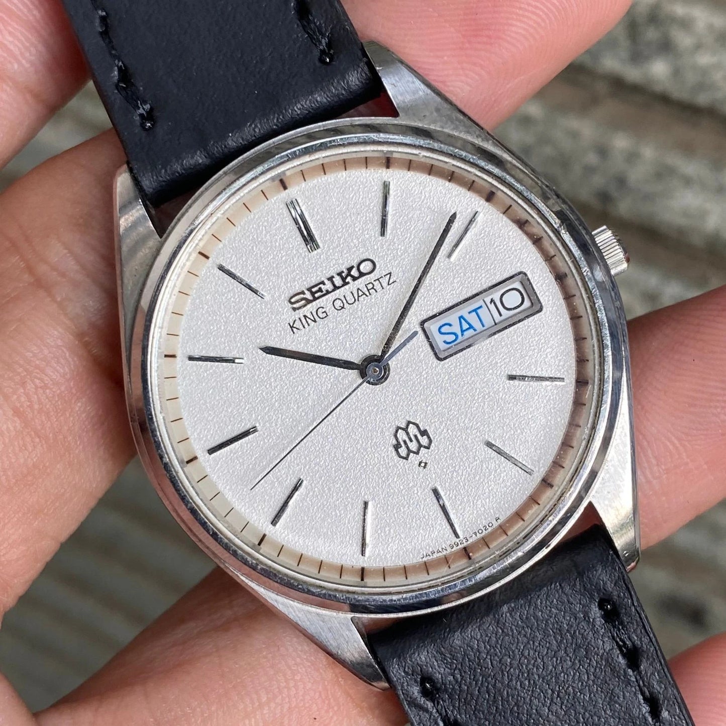 RARE Seiko King Twin Quartz 9923-7020 Day Date White Dial Vintage Men Watch