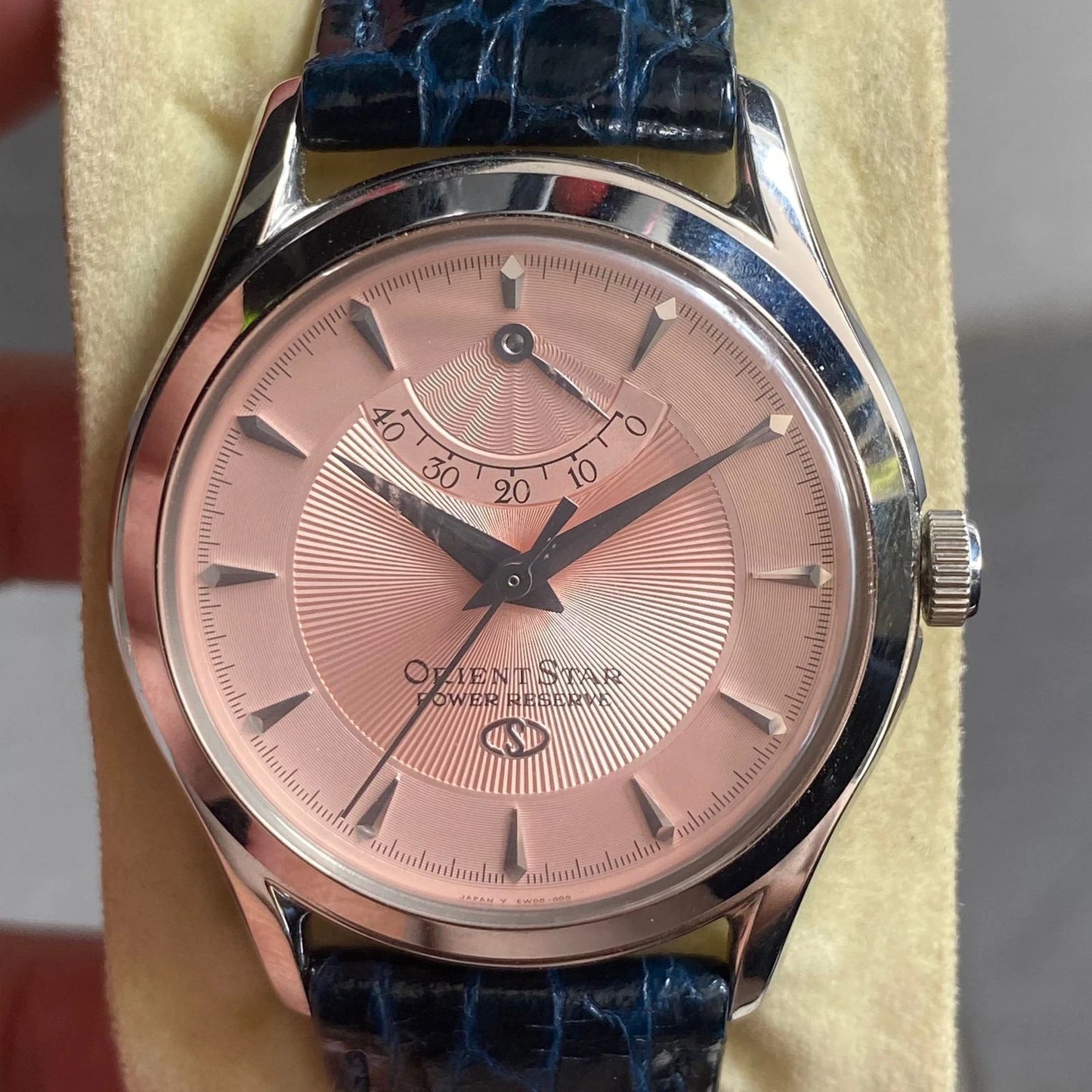 Rare Orient Star Power Reserve Indicator Automatic EW00-C1 Salmon Dial Mid Size