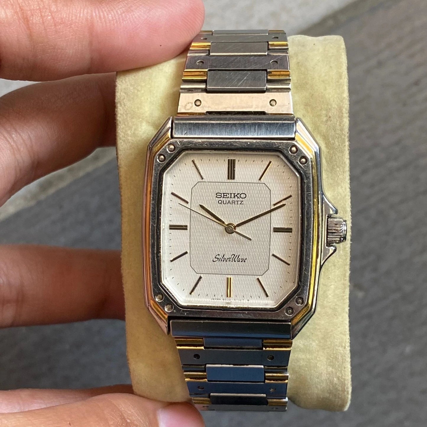 Rare Seiko Silverwave Quartz 6030-5530 White Dial Tank Vintage Dress Watch Men