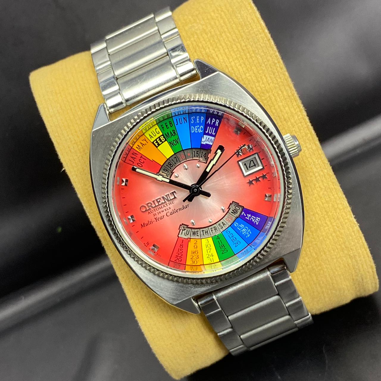 Rare Orient Multi year Calender Automatic EU04-00 Salmon Rainbow Dial Watch Men