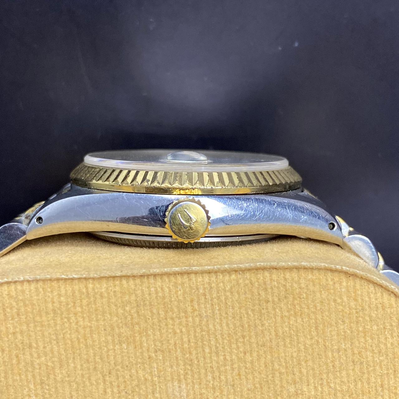 RARE Bulova Chronoprecision Date Roman Index White Dial Automatic Two Tone Swiss