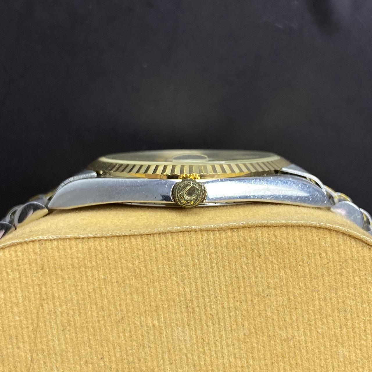 Rare Bulova Super Seville Calender Quartz Two Tone Gold Dial Vintage Watch Men