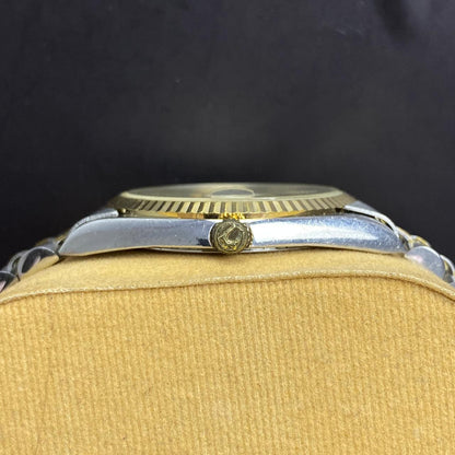 Rare Bulova Super Seville Calender Quartz Two Tone Gold Dial Vintage Watch Men