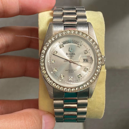 Rare Bulova President Day Date Quartz SIlver Index Diamond Bezel Vintage Watch