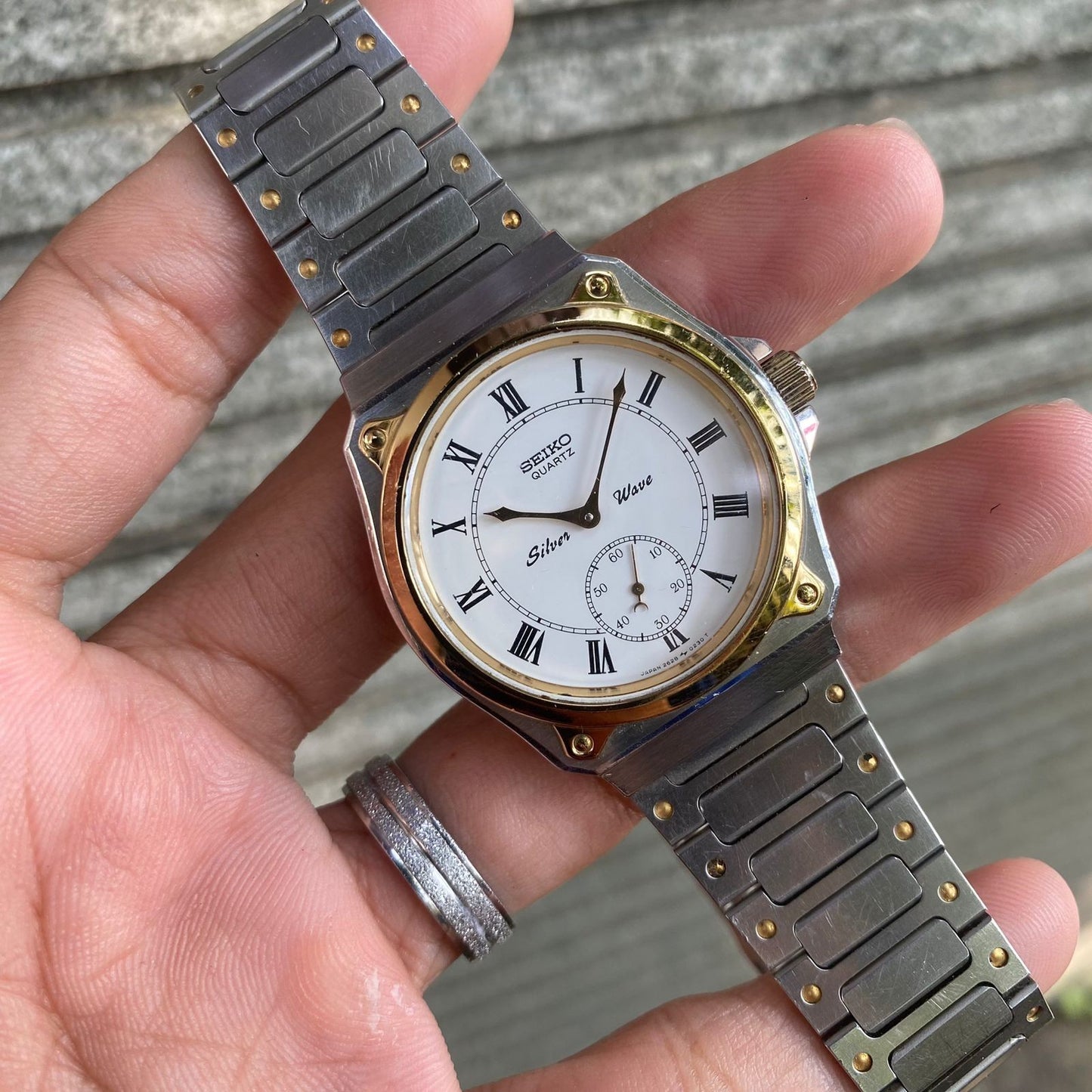 RARE Seiko Silver Wave Quartz 2628-0060 Two Tone Sub Sec Oak Style Vintage Watch