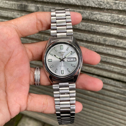 RARE Seiko 5 SNXS73 Day Date Silver Dial Automatic 7s26-0480 Vintage Men Watch