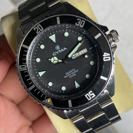 Rare Cyma Diver 8061544 Black Dial Quartz Swiss Made Vintage Men Watch Sport
