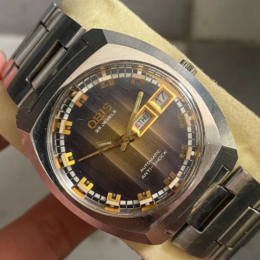 RARE Oris Automatic 25 Jewels Day Date Gradation Dial Brown Vintage Swiss Watch