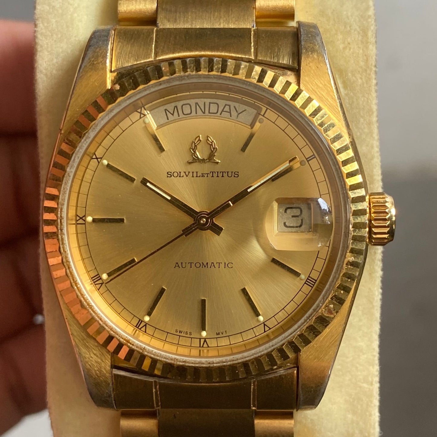 Rare Solvil et Titus President Day Date Gold Automatic Swiss Watch Vintage Men
