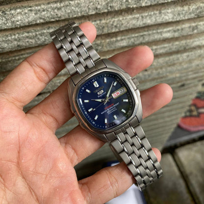 RARE Seiko 5 Superior SKZ091 Titanium Square Blue Dial-