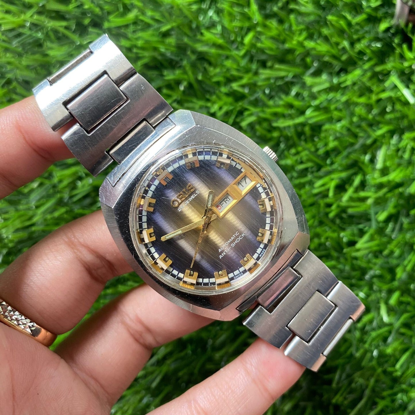 Rare Oris Automatic Day Date Gradation Dial 25 Jewels Vintage Swiss Watch Men