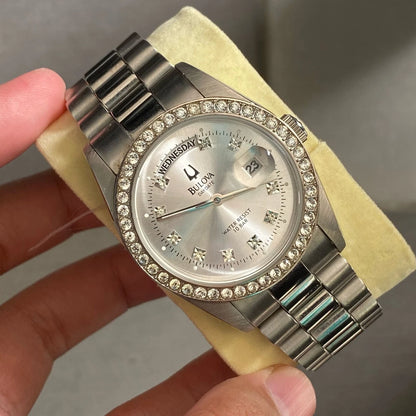 Rare Bulova President Day Date Quartz SIlver Index Diamond Bezel Vintage Watch