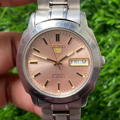 Rare Seiko 5 Automatic Day Date Salmon Dial Baton 21 Jewels Vintage Watch Men