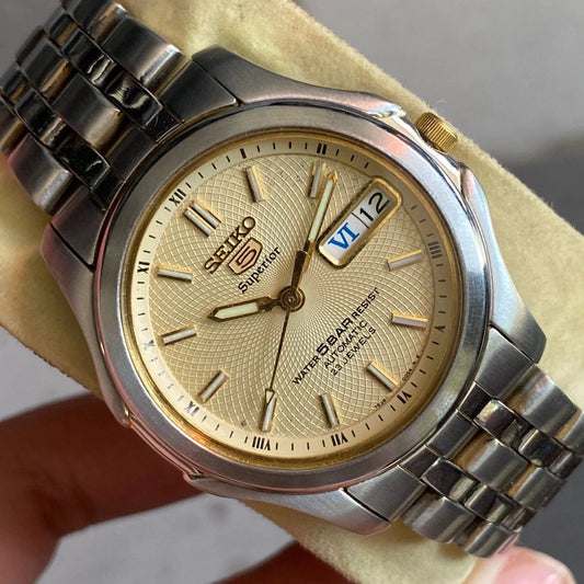 RARE Seiko 5 Superior Automatic 7S36 Whirlpool Ivory Day Date Vintage Watch Men
